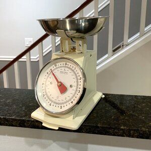 Hearth & and Hand Magnolia 11lb Stainless Steel Kitchen Scale Ivory NEW 2022